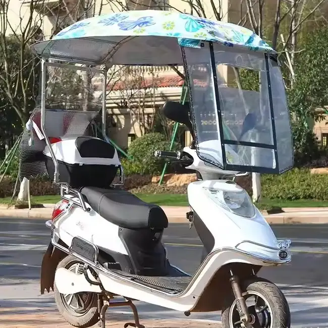 Copertura parasole per moto elettrica